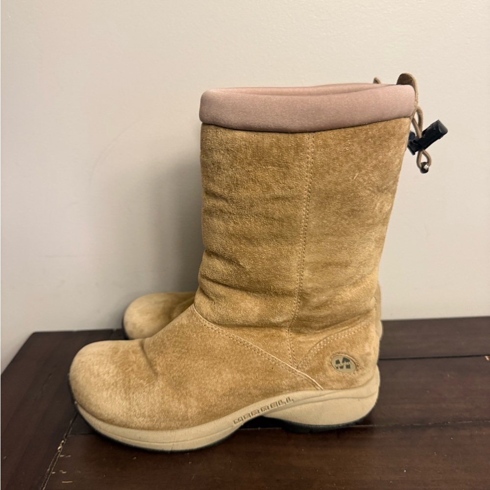 Merrell Women’s Tan Suede Fleece Lined Winter Boots Size 8 Slip On Comfort